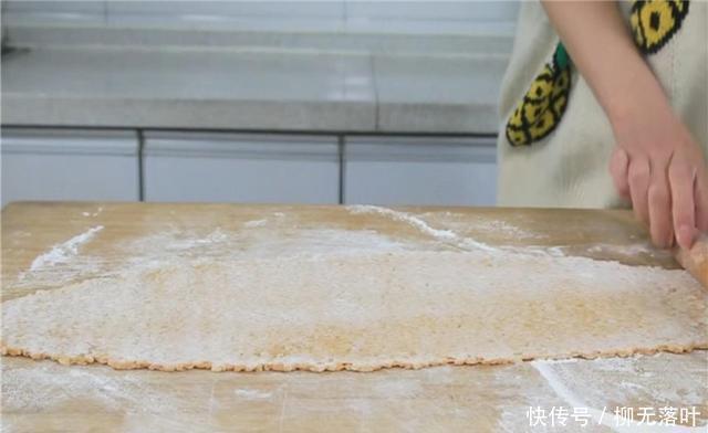 过瘾|用剩米饭做出的辣条,还真是头一次见,口感劲道超级过瘾