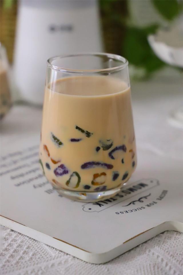 好喝|想喝奶茶不用买,简单3步在家就能做,醇香丝滑无添加,解渴好喝