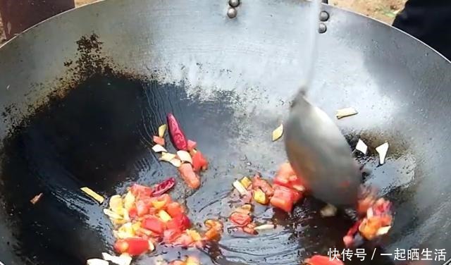 牛肉|土豆烧牛肉,做法简单,口感嫩滑