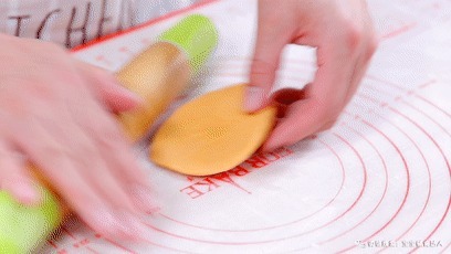 面粉|1根红薯,不烤不油炸,加碗面粉香软绵密,全家都要抢着吃