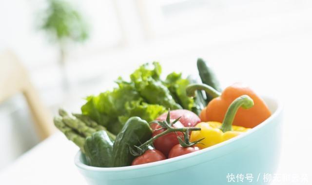 下饭|秋天,这两种蔬菜一起炒,他们美味又实惠下饭