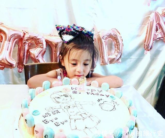 家里|家里有三个女孩,真高兴,贾静雯庆祝软件的生日