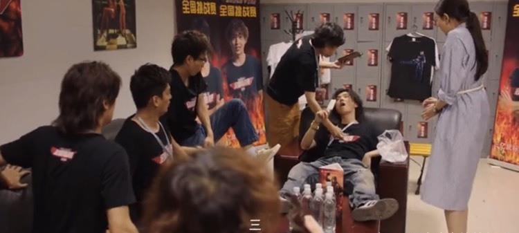  火线|《穿越火线》麒麟回归钢镚战队，肖枫决赛前发高烧，夺冠路艰难