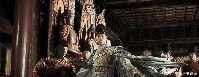 宦官|朱元璋为避免宦官干政，在宫门口写了八个大字，为何会被太监给摘了？