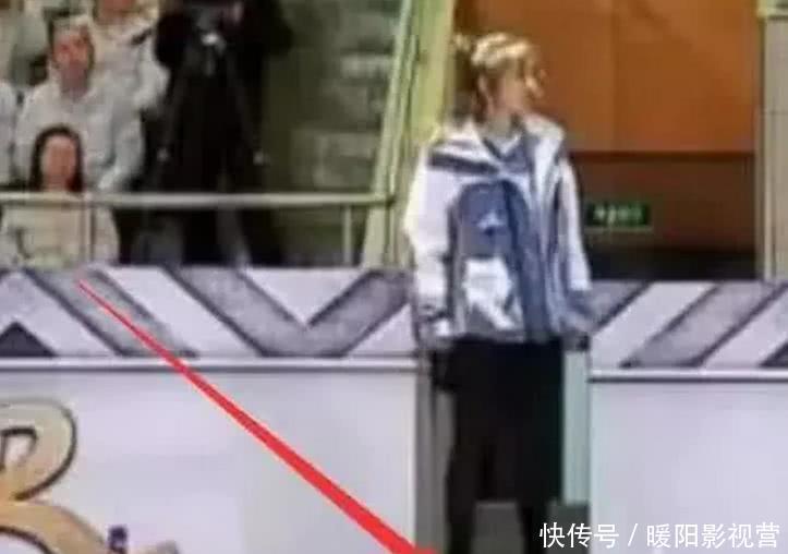 全国|《跑男》出现最严重失误,宋雨琦趾压板镜头穿帮,节目被全国热议