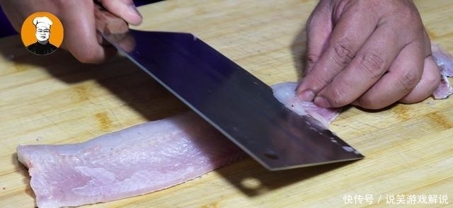 鱼片|鱼片还能炒着吃,教你滑炒鱼片家常做法,鱼肉嫩滑爽口不易碎!