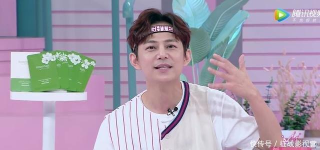 节目组|杨超越太实诚,直言不讳戳穿了节目组的套路,何炅紧急救场太机智
