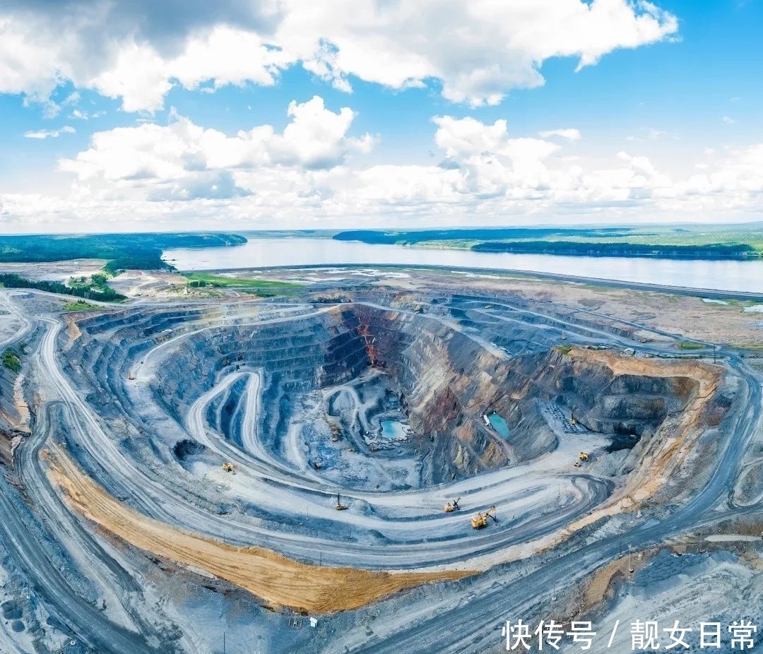 俄罗斯|俄罗斯，困在路上｜地球知识局