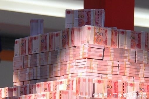  黄花梨|不就是个木头椅子吗 这张黄花梨的椅子凭什么能卖七千万