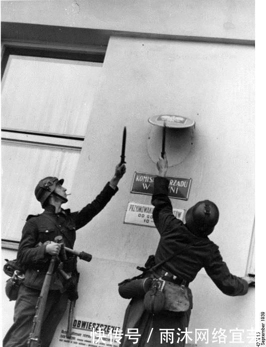 日本|德军36天灭波兰，枪杀平民，砸门入户，恶行和日本倭寇不相上下