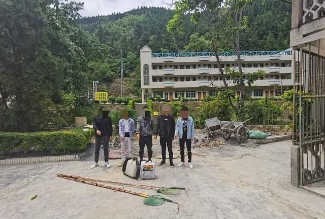  没收|顶风作案！禁渔期百色这13人非法电鱼，没收各种捕捞工具