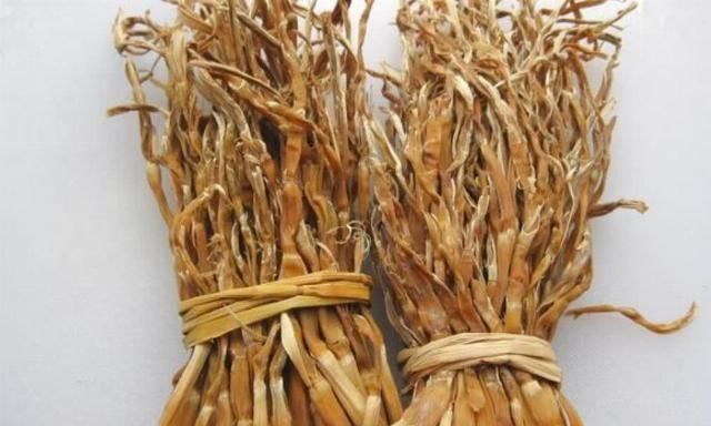 炖着|农村的这些蔬菜可以晒干了,留着冬天炖着吃,你吃过有哪些