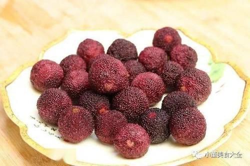  加盐|洗杨梅时，加盐洗就错了，老果农多加这2样，虫卵自己跑出来