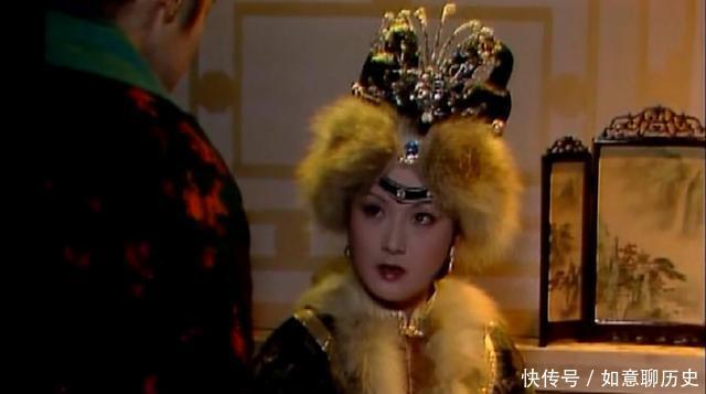 贾家|从王熙凤的金项圈、贾迎春的金丝凤,看贾家和王家的财富对比