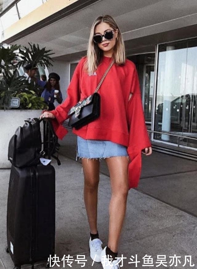 卫衣|卫衣+半裙=早秋最火混搭套路,时髦炸了