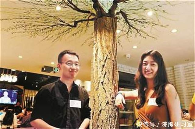 烧烤店|清华医学生放下手术刀,去开烧烤店,撸串同时还能问诊