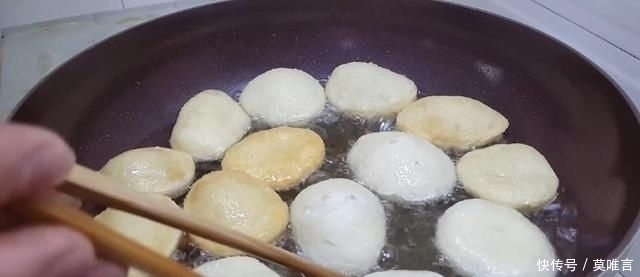 简单|我家面粉从不蒸包子,这样做比油条馒头都简单,一次做九个不够吃