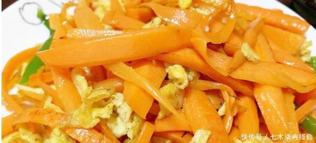 家味|家味美食胡萝卜炒鸡蛋,回锅肉,西兰花炒蘑菇,青椒酿肉的做法