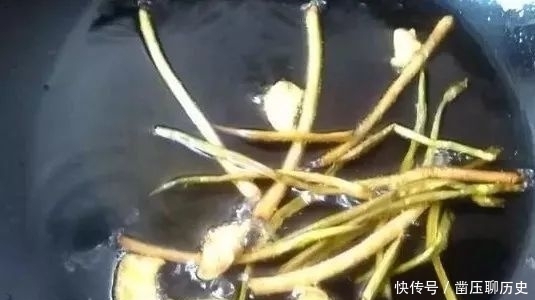 保证辣椒|炸辣椒油时,加上这3种配料,辣椒油又香又辣