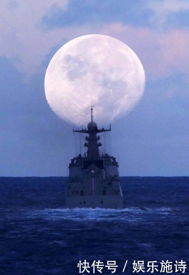天涯共此时|天涯共此时!海军护航官兵在亚丁湾拍的月亮