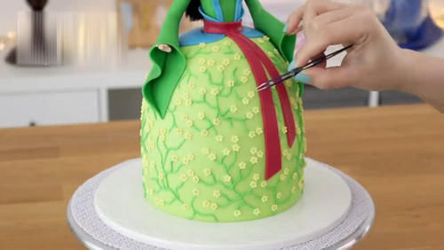  花木兰|大师制作花木兰翻糖蛋糕，中国风十足，太美了都舍不得吃