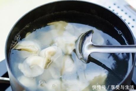 人称|人称“海中牛奶”,补锌是牛肉的10倍,入馅做饺子,提高免疫力