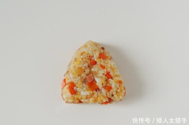 胡萝卜|换着花样吃米饭,美味饱腹配料多,比寿司简单,当早餐正合适