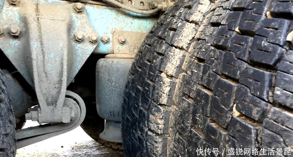  简单|那一天我登上了战斗民族的卡车，简单带您了解俄罗斯卡车司机生活