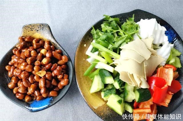 开胃|三伏天,吃猪肉羊肉不如吃它!3块钱做一大盘,开胃下饭,特过瘾