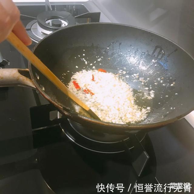 挑出|螃蟹应该怎样挑选学会这3招,轻松挑出新鲜肉肥的好螃蟹