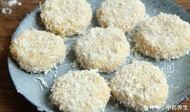 把土豆|自从学会土豆饼这做法,我家一周吃3次,外酥里软,真好吃