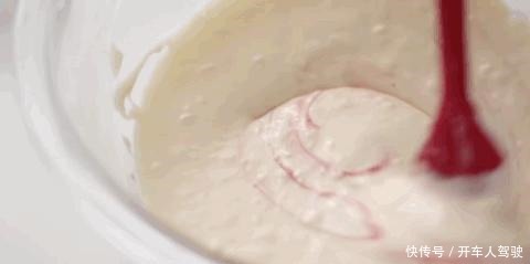 草莓|焙趣私房爆品日销300个的三重草莓芝士蛋糕,这个配方太赞了!