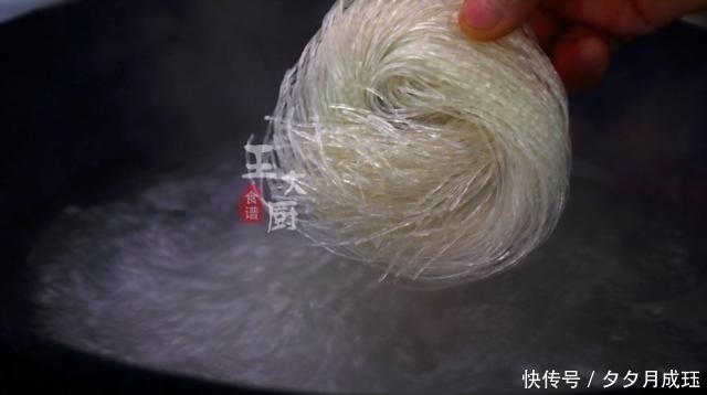 调料|好吃的麻辣双丝，在家也能做出饭店味，简单的调料，香辣的味道