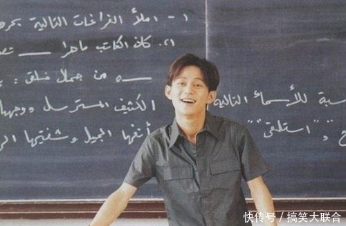 经纪|何炅:独身闯荡娱乐圈28年,从不签约经纪公司,芒果台只是兼职