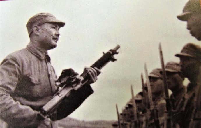 共和国|共和国的十大元帅胸怀天下,深度盘点来自黄埔军校的有谁?