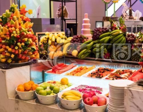 店员|自助餐隐藏的“四种土豪菜”,店员把它们放在角落,老板偷笑顾客不去品尝