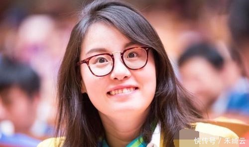 制止|24岁傅园慧“摸摸带”不离身,娃的“怪癖”,家长要不要制止