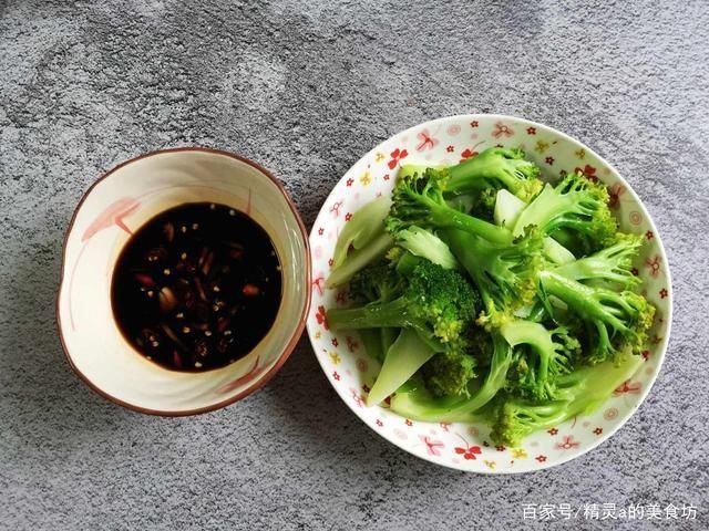  串门|老爸来串门，我准备了几道菜，花钱少吃得香，朋友好吃才是王道