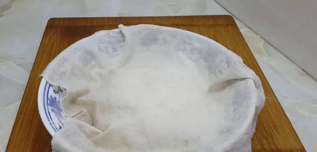  懒人|鸡蛋饼这样做太香了，教你懒人做法，鼓泡零失败，吃过就念念不忘！