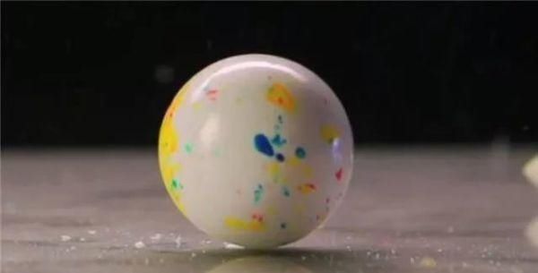 糖果|怎么吃都吃不完,这颗糖果能把舌头吃到流血,有谁作死吃过它