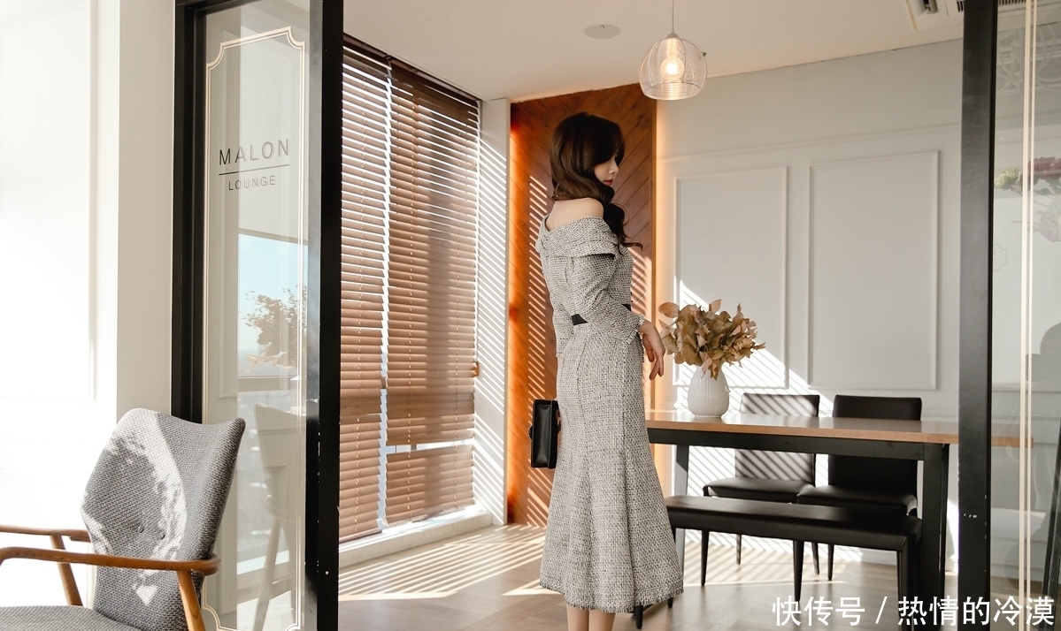 磨砂|韩国模特孙允珠曼妙灰色搭肩磨砂连衣裙网拍