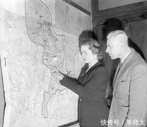 保守党|图说历史 英国历史上唯一的女首相, 玛格丽特·撒切尔夫人照片集