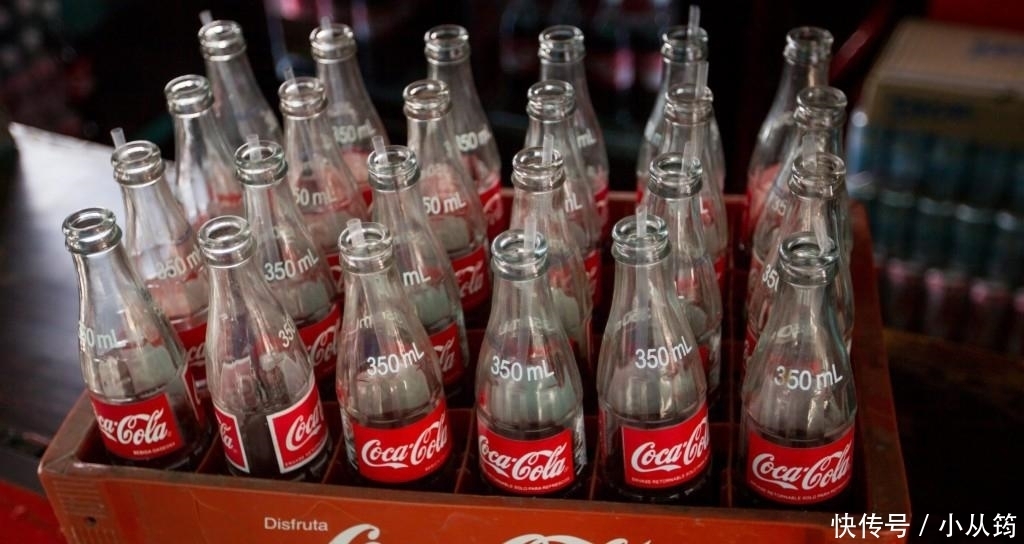 可口可乐|可口可乐为什么比百事可乐好喝? 网友: 喝一口你就知道了