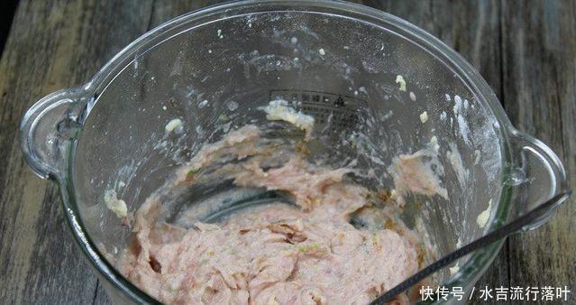 简单|吃了这么多年豆腐,新发现是一个简单的美味,一分钟就能学会