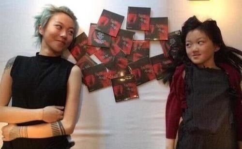 尊重|差距大!李亚鹏曾公开曝窦靖童成绩不好,对李嫣却百般尊重