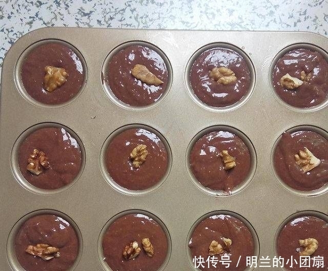  无油|脆皮糯米糕，无油无水，脆皮软糯，爆香可口