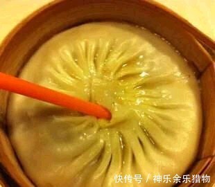 蟹黄汤包|你觉得中国十大著名包子有哪些?哪个最好吃?