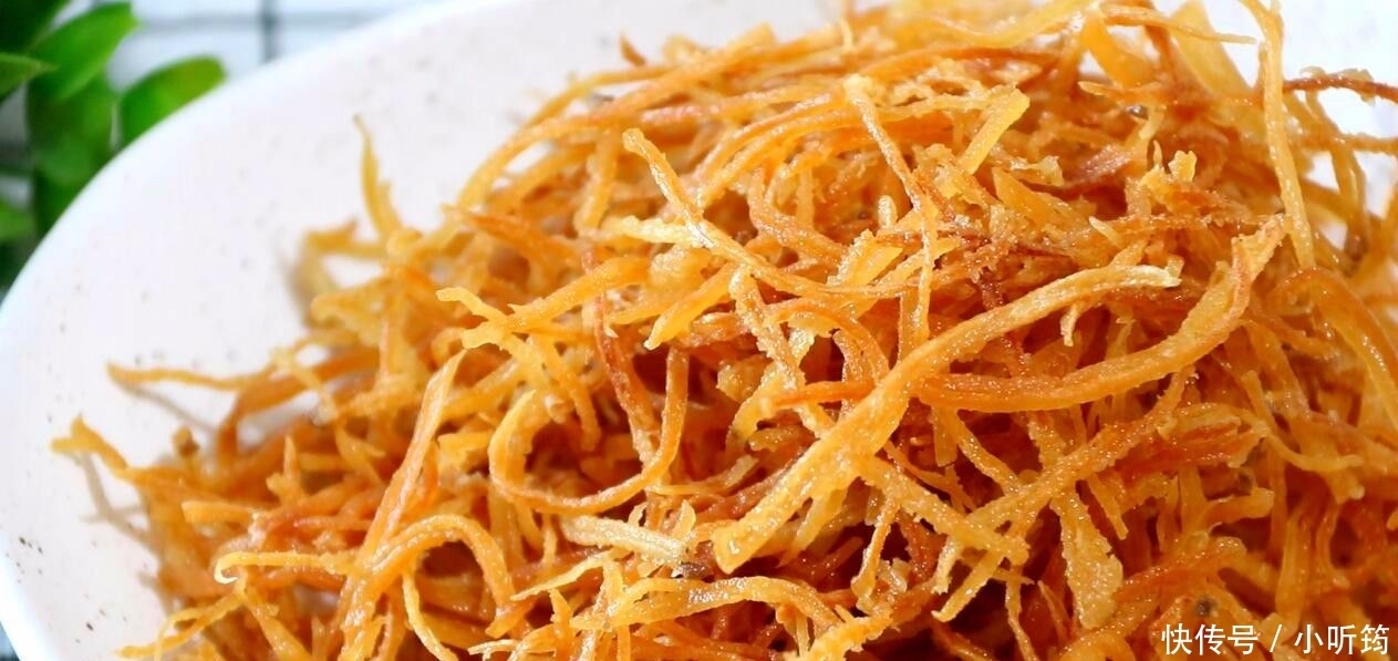 做法|教你杏鲍菇的简单做法，只用两种调味料就搞定，咸香酥脆