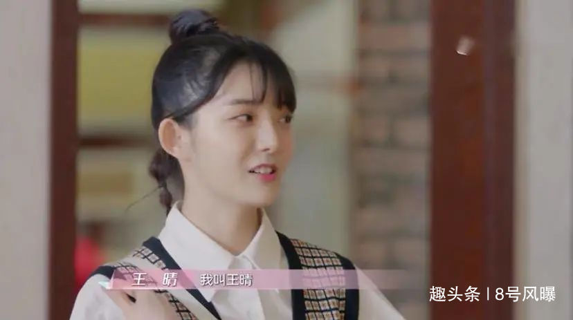  境遇|出道2年境遇天差地别，她们撕开娱乐圈残酷真相