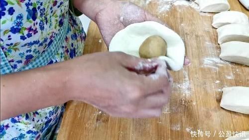 收藏|面粉别捣鼓做蛋糕了,现在流行它比蛋糕简单,比油条好吃,收藏